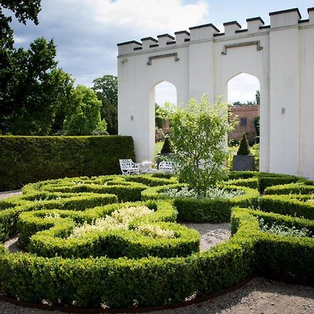 The North Wing - Combermere Abbey Уитчерч Экстерьер фото